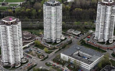 Zeszyt z katowickim Osiedlem Tysiąclecia – popularnym Tauzenem